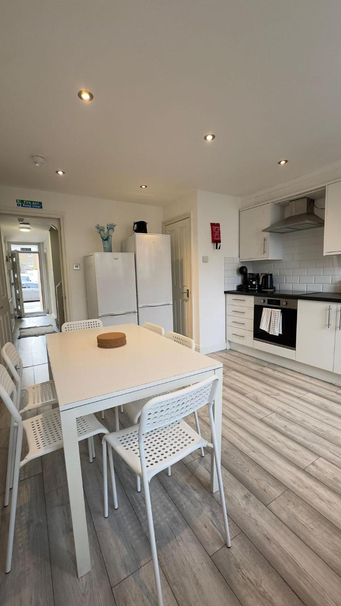 15 Min To Central London Guest Suites 22 Exteriör bild
